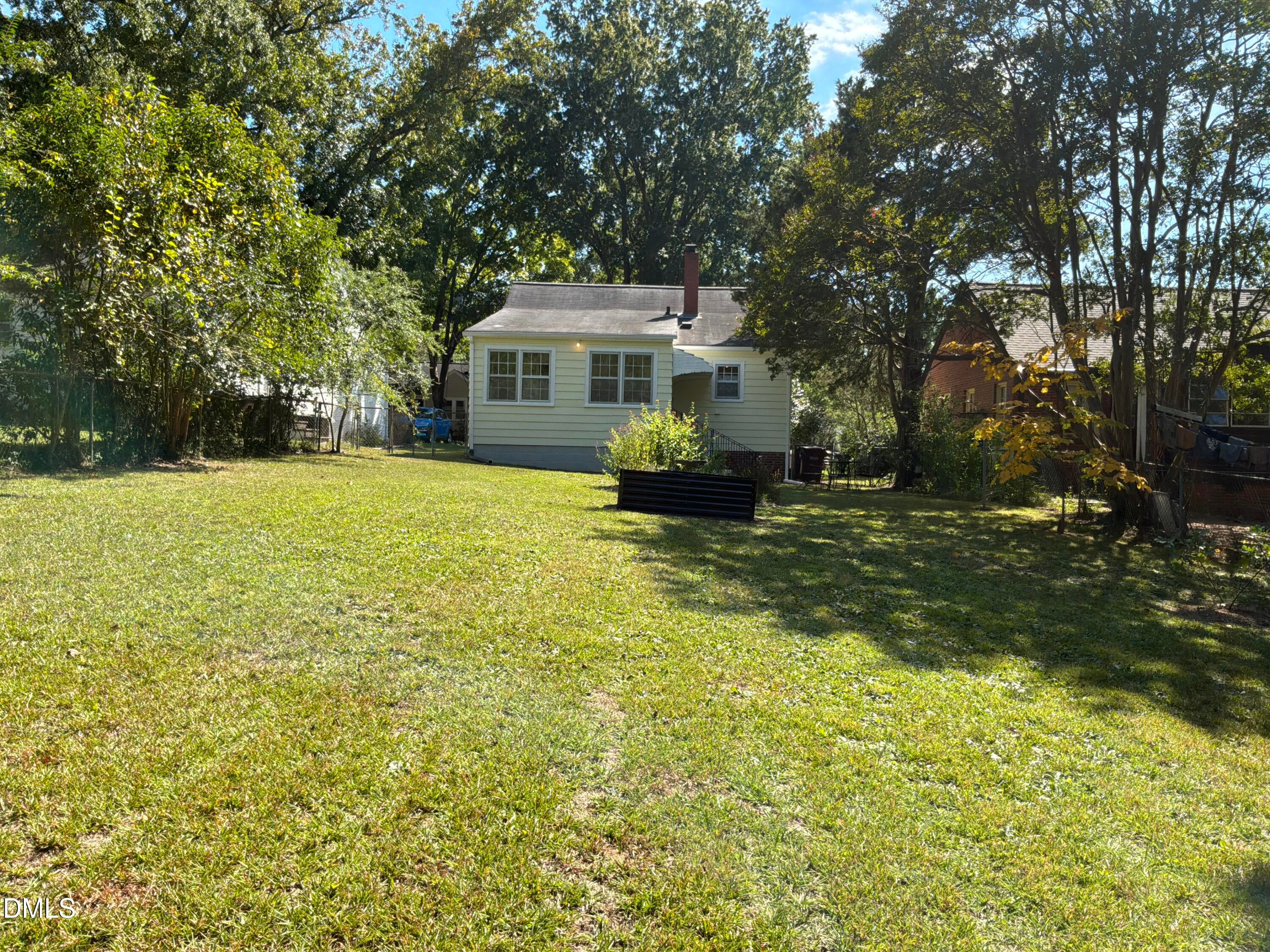 103 E Ellerbee Street