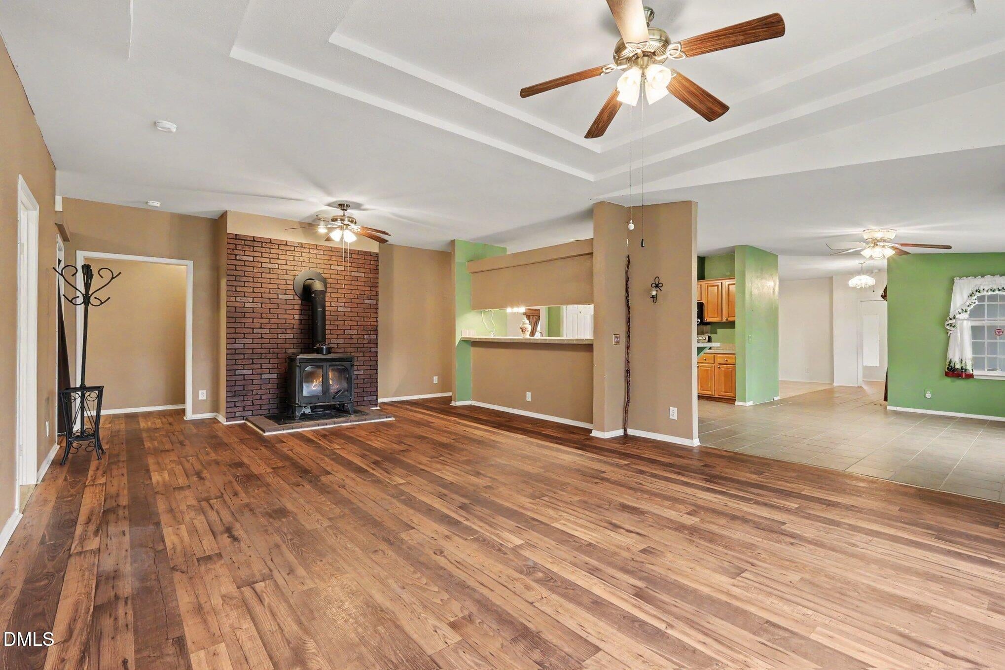 256 Yellow Belle Court