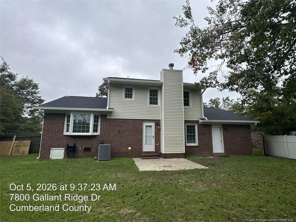 7800 Gallant Ridge Drive