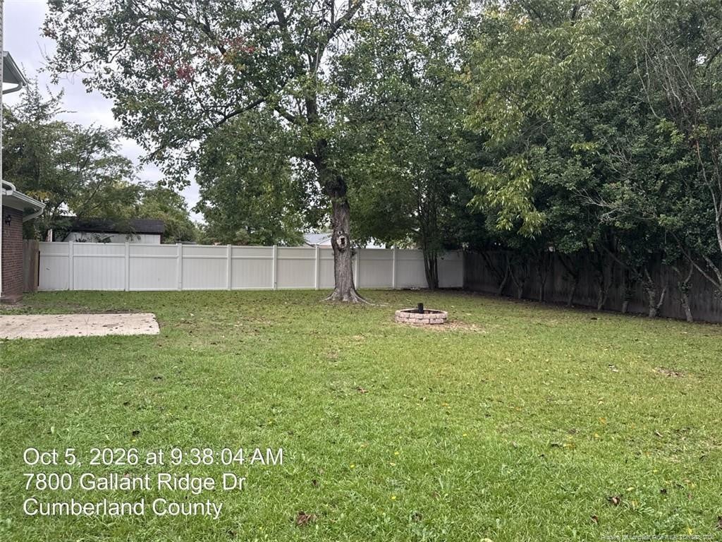 7800 Gallant Ridge Drive