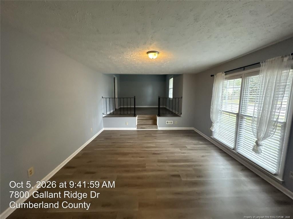 7800 Gallant Ridge Drive