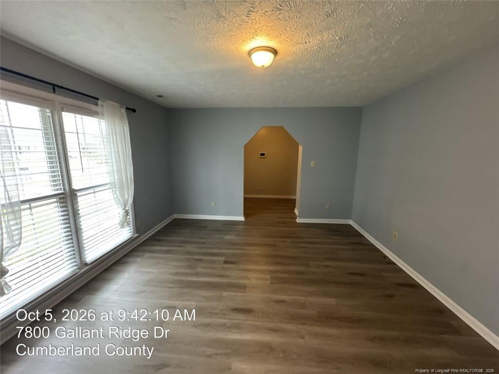7800 Gallant Ridge Drive