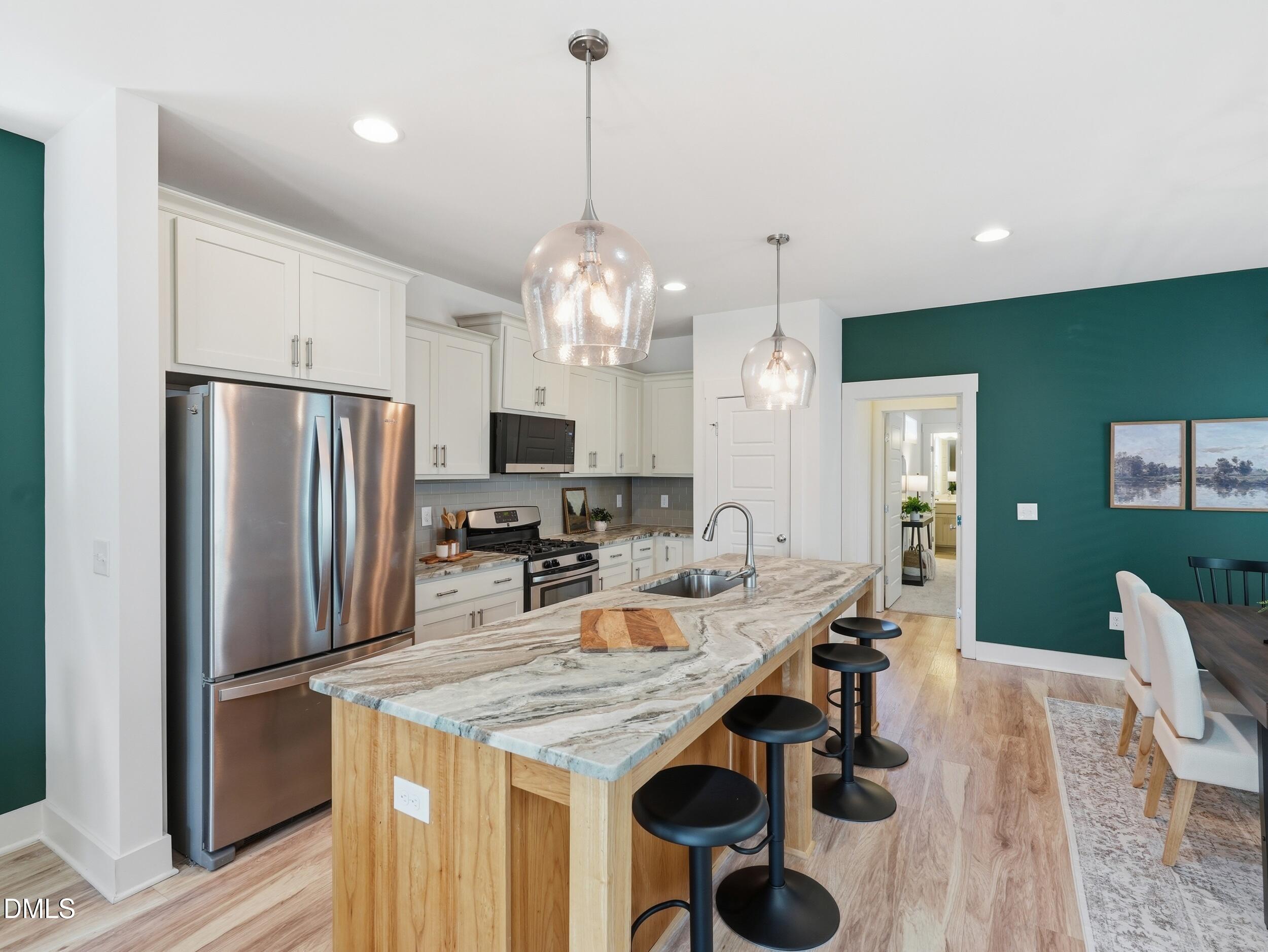 748 Groveview Wynd