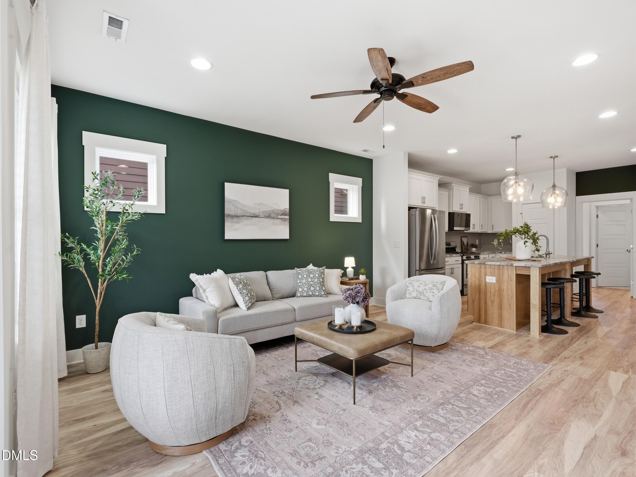 748 Groveview Wynd