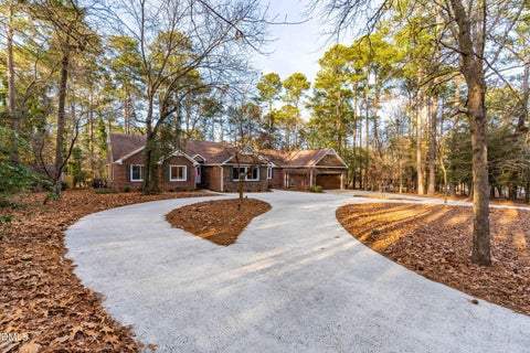 Photo of 335 Sprunt Drive, Clinton, NC 28328 (MLS # 10127882)