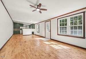 8233 Nc Highway 119 S