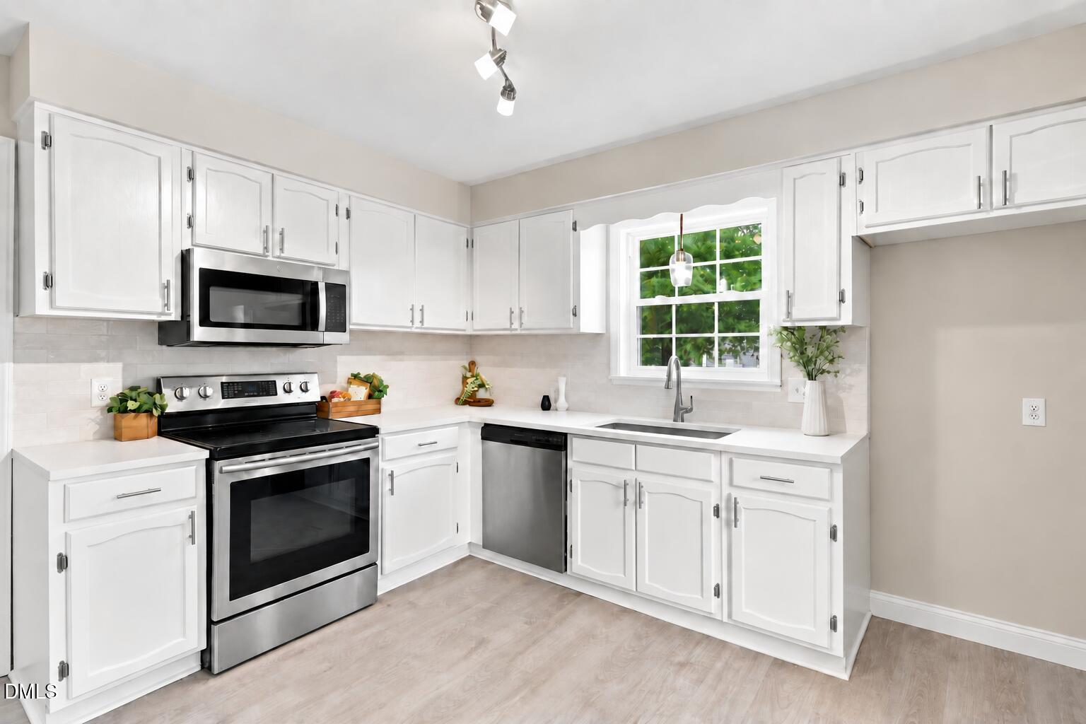 305 1st Street