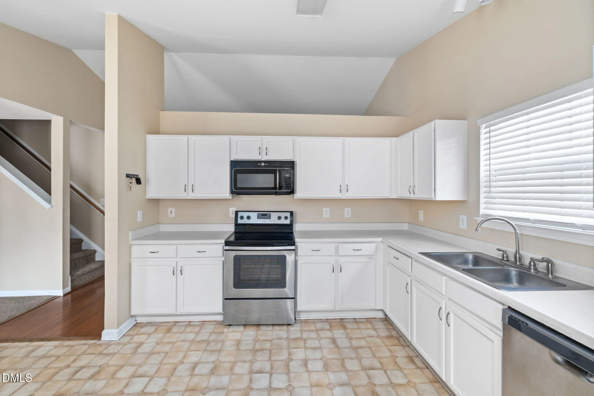 1524 Clover Ridge Court