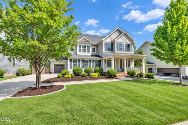 899 LEGACY FALLS DR S, CHAPEL HILL, NC 27517 - Image c000bad677fb1f1ac2c1de835958c3df/862365145