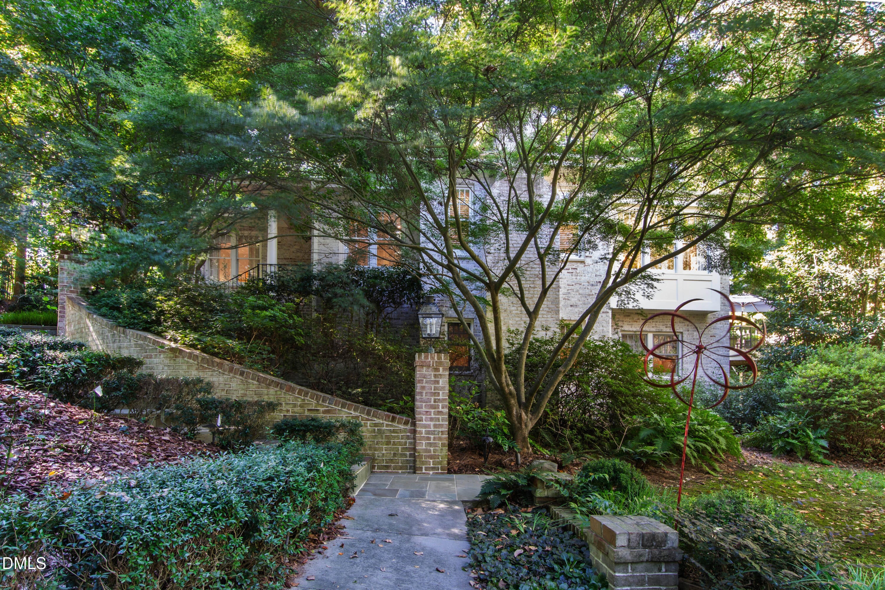 2845 Claremont Road