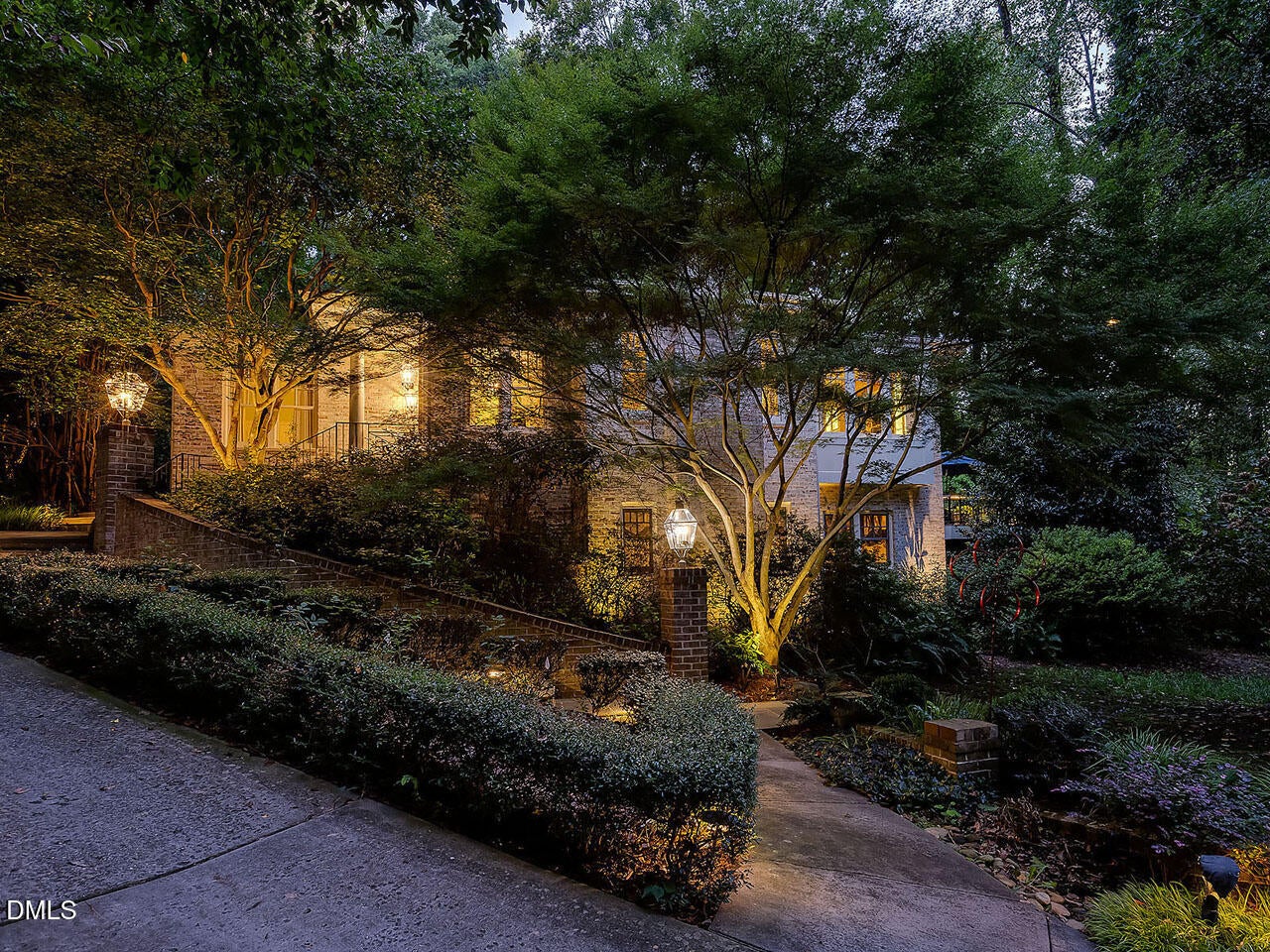 2845 Claremont Road