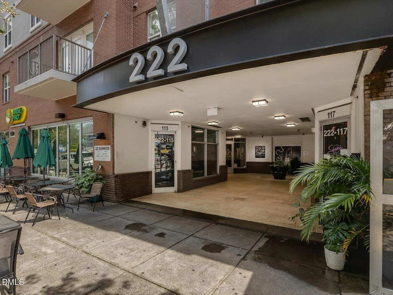 222 Glenwood Avenue Unit 304