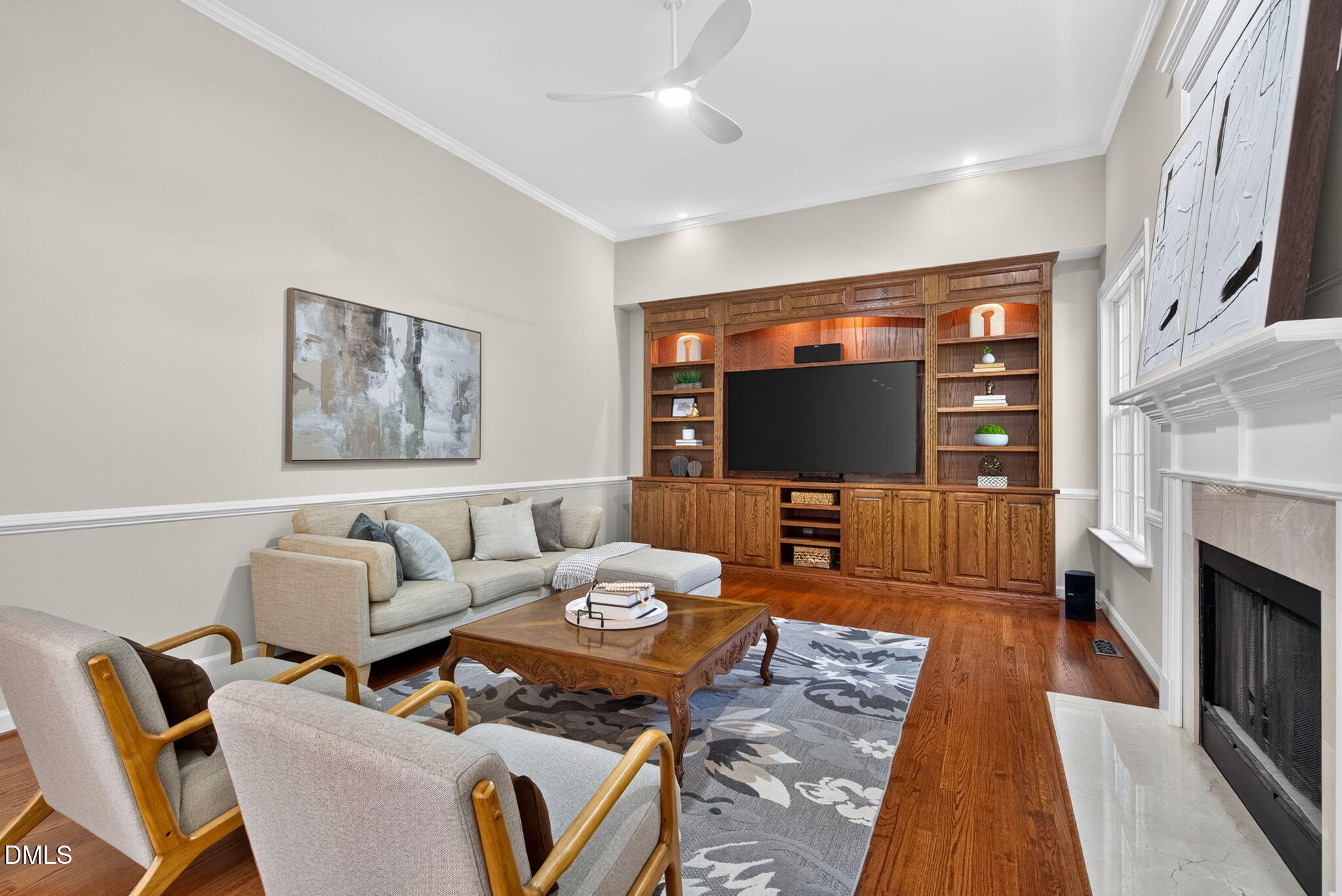 607 Walcott Way