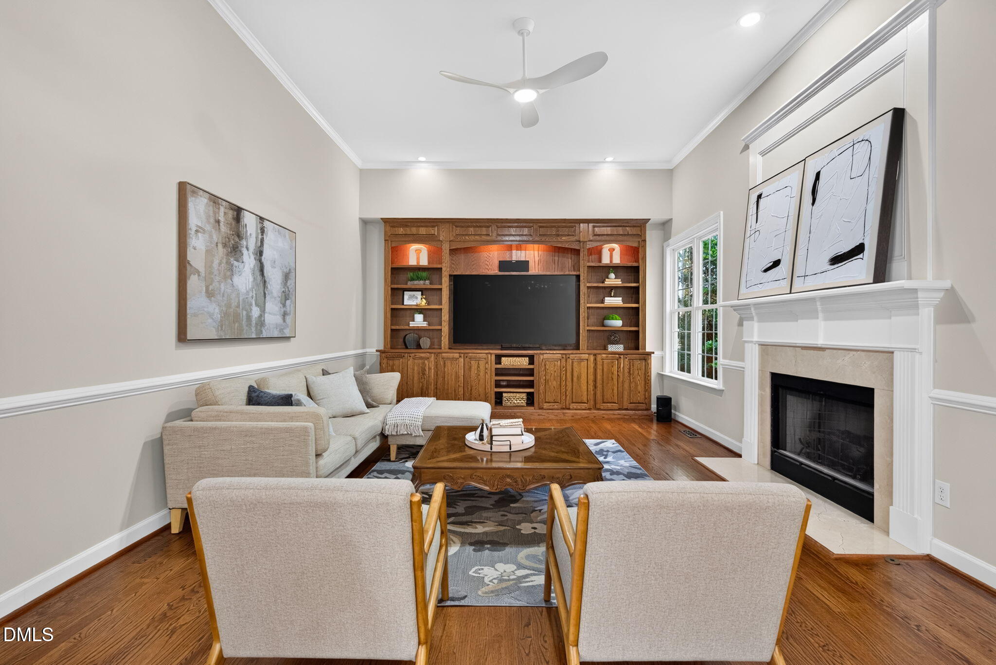 607 Walcott Way