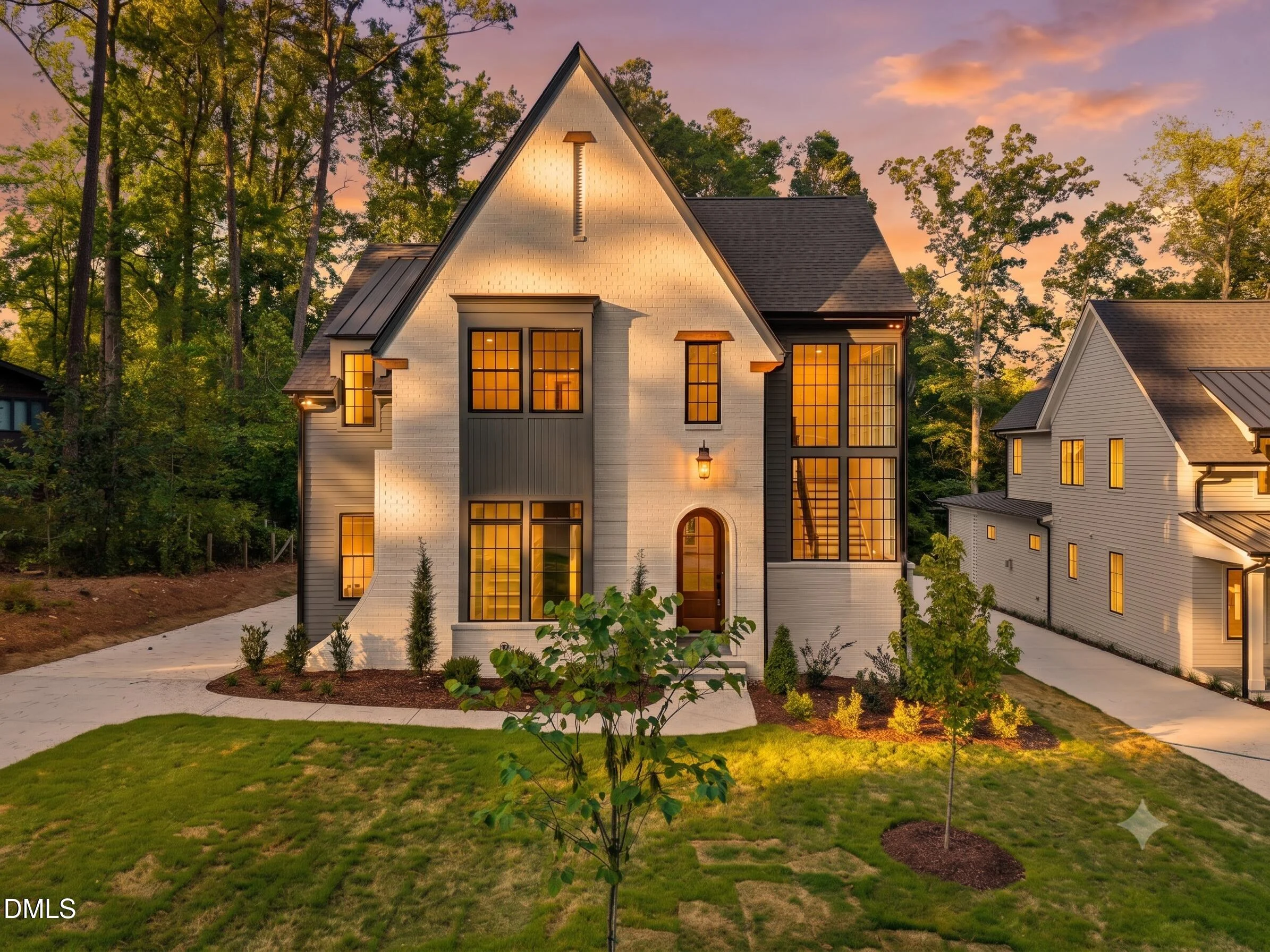 6 Chantilly Place