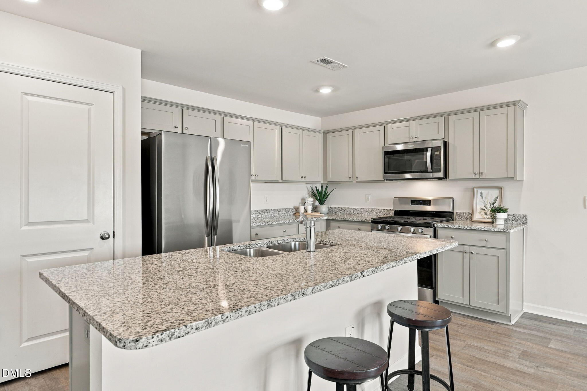 3029 Paradise Way