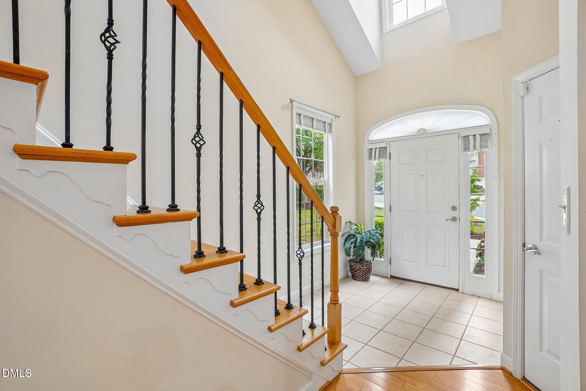 807 Swan Neck Lane