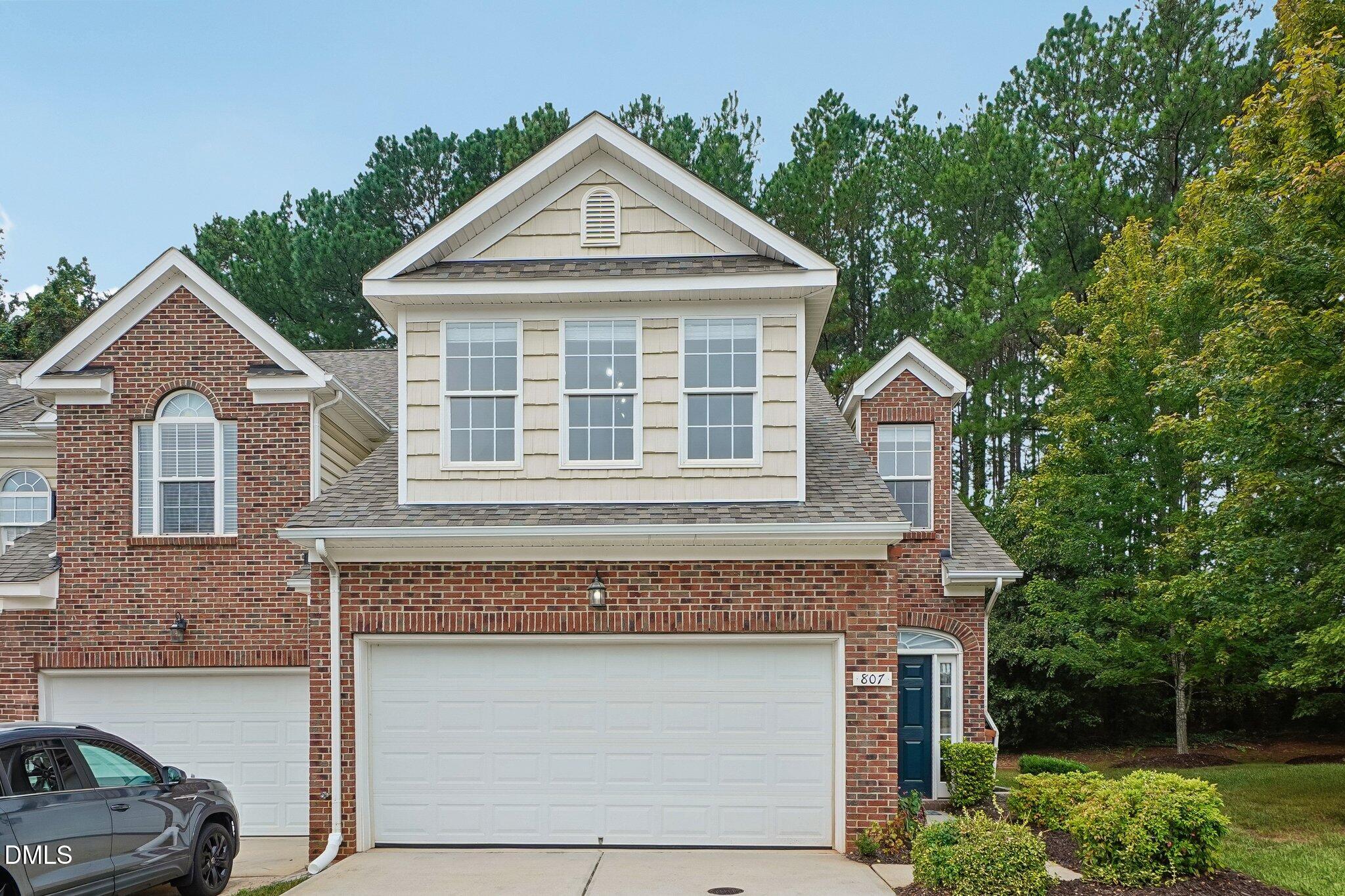 807 Swan Neck Lane
