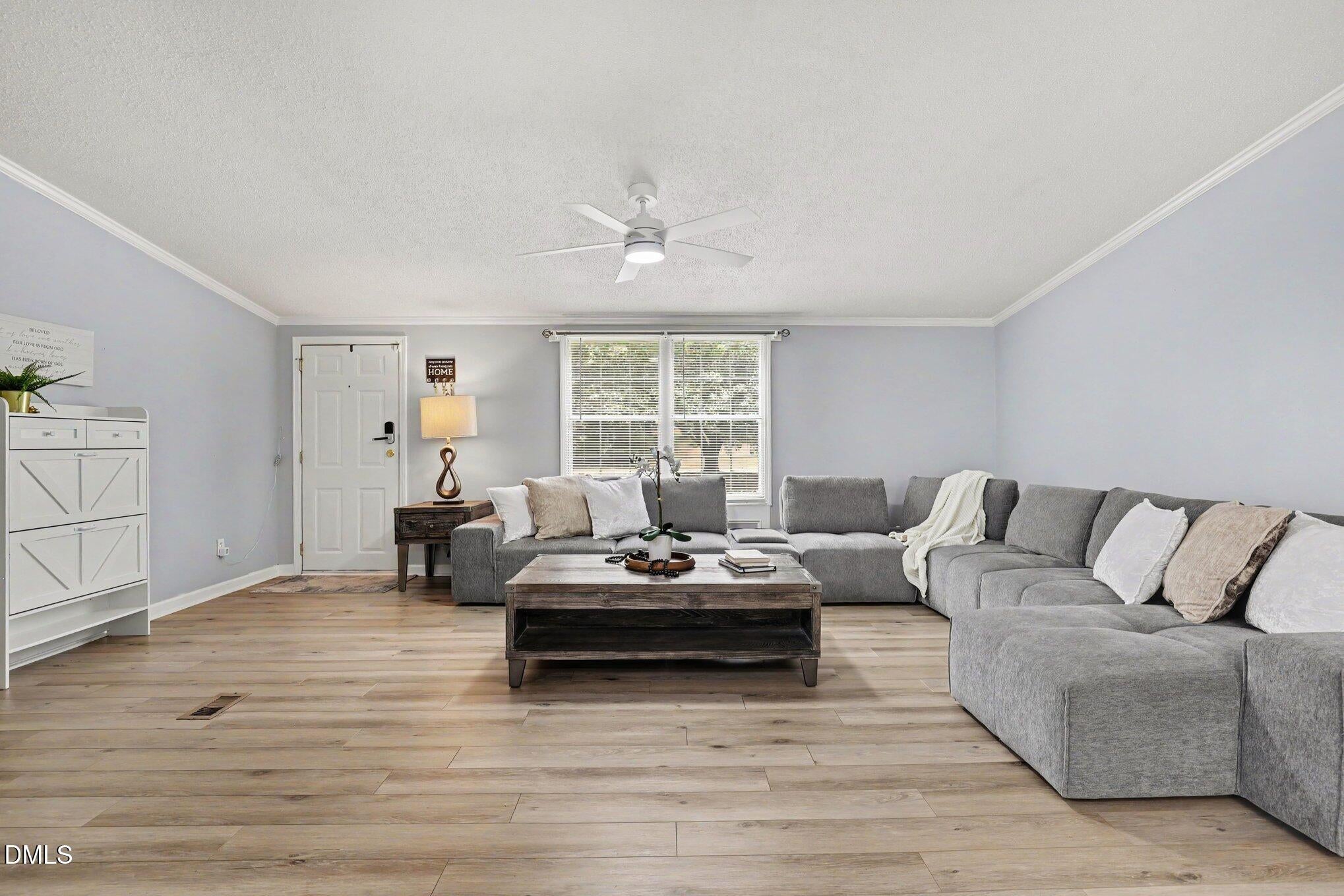 3542 Charlies Court