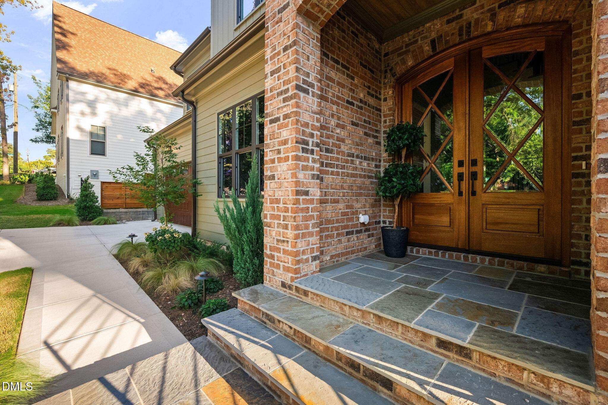 605 Ridgecrest Road