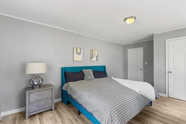 110 Hill Street, photo 5 of 25