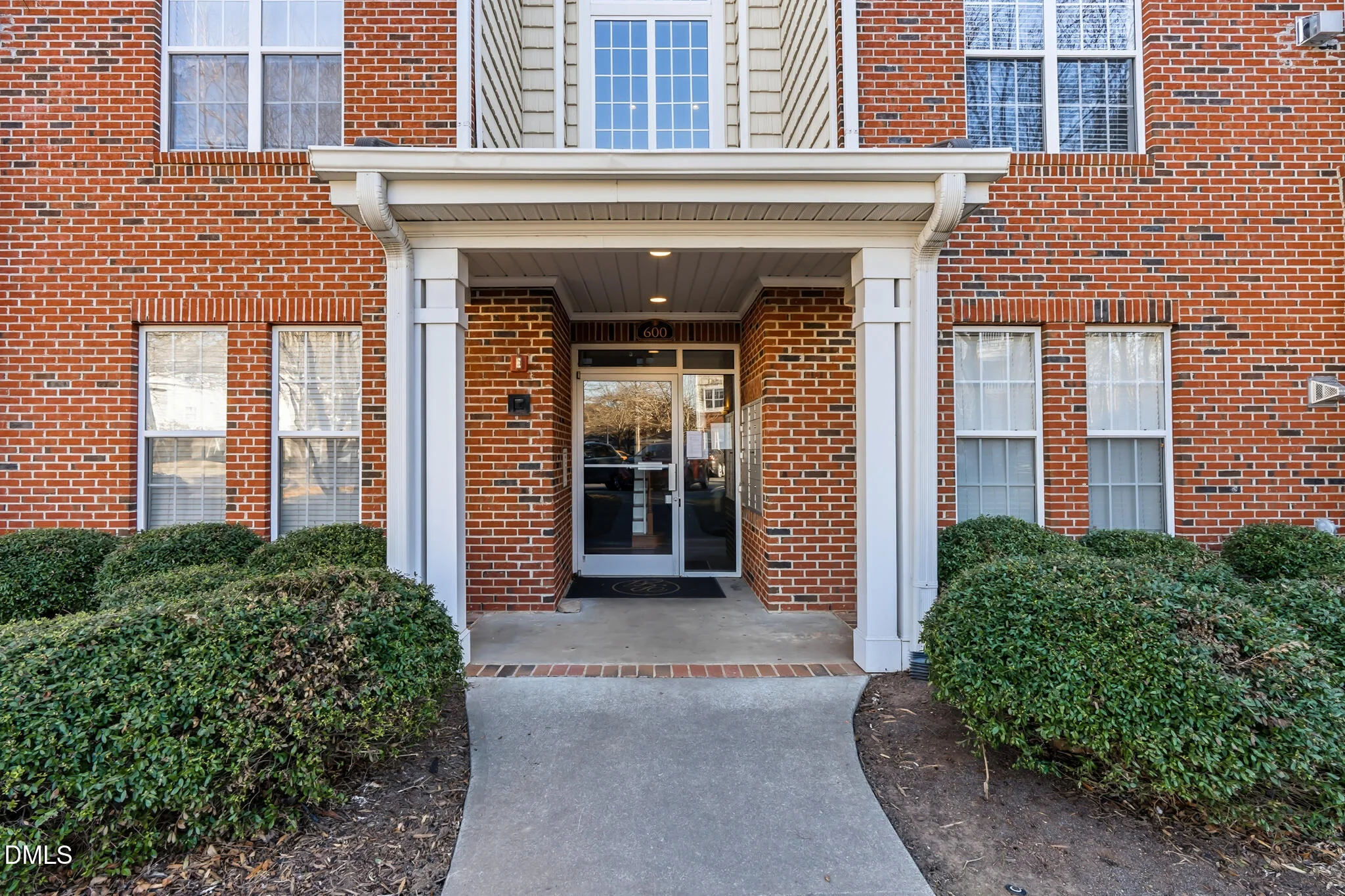 623 Ives Court