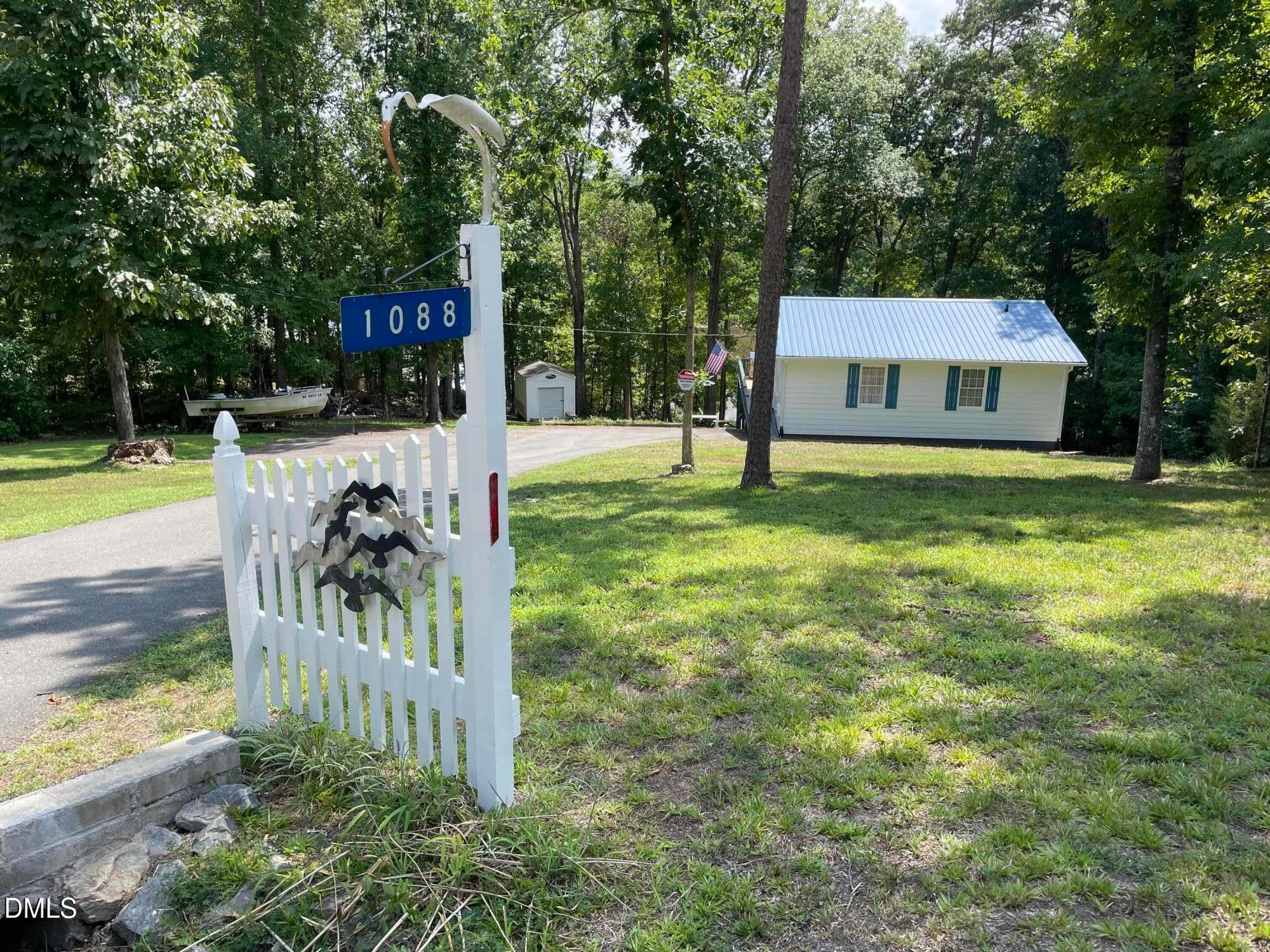 1088 Hyco Hills Road