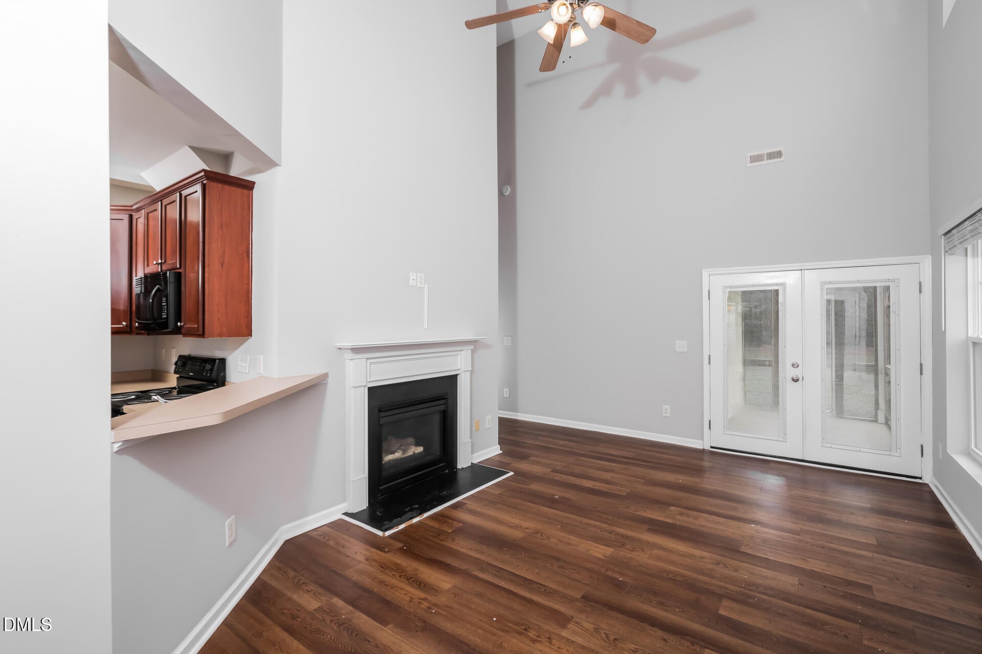 3213 Whispernut Lane