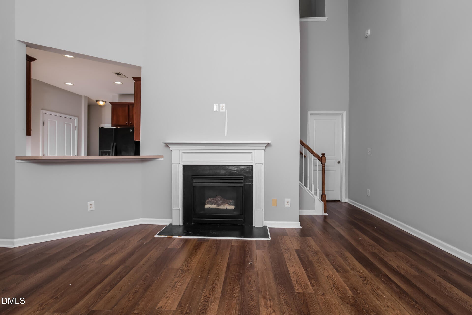 3213 Whispernut Lane