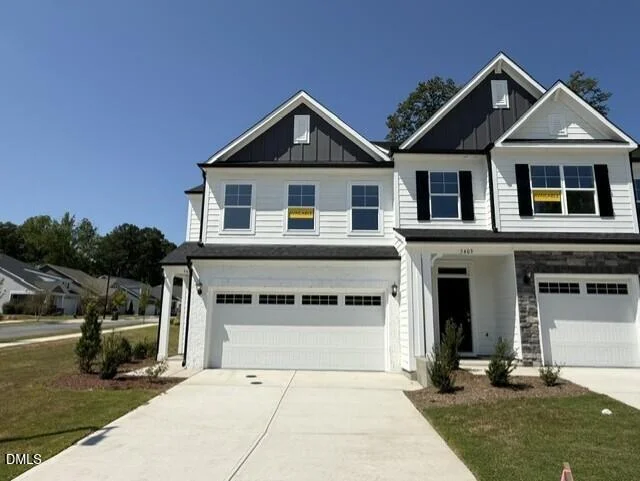 5401 Running Fox Lane