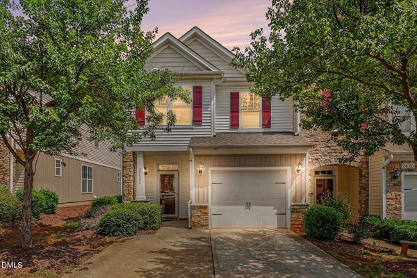 2422 MEMORY RIDGE DR, RALEIGH, NC 27606 - Image c37250ddbc1aae8dffa0e6e2e9bc9540/3373833947