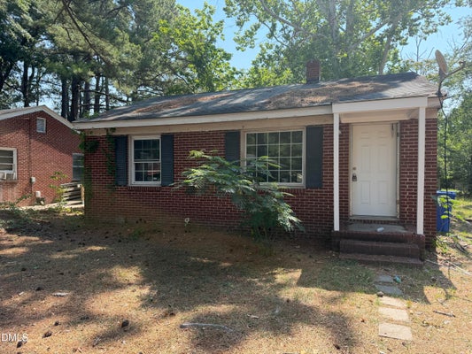 305 DEWEY ST SW, WILSON, NC 27893 - Image c3c2a28fd3381fe4032af79247b5d27d/1829570243