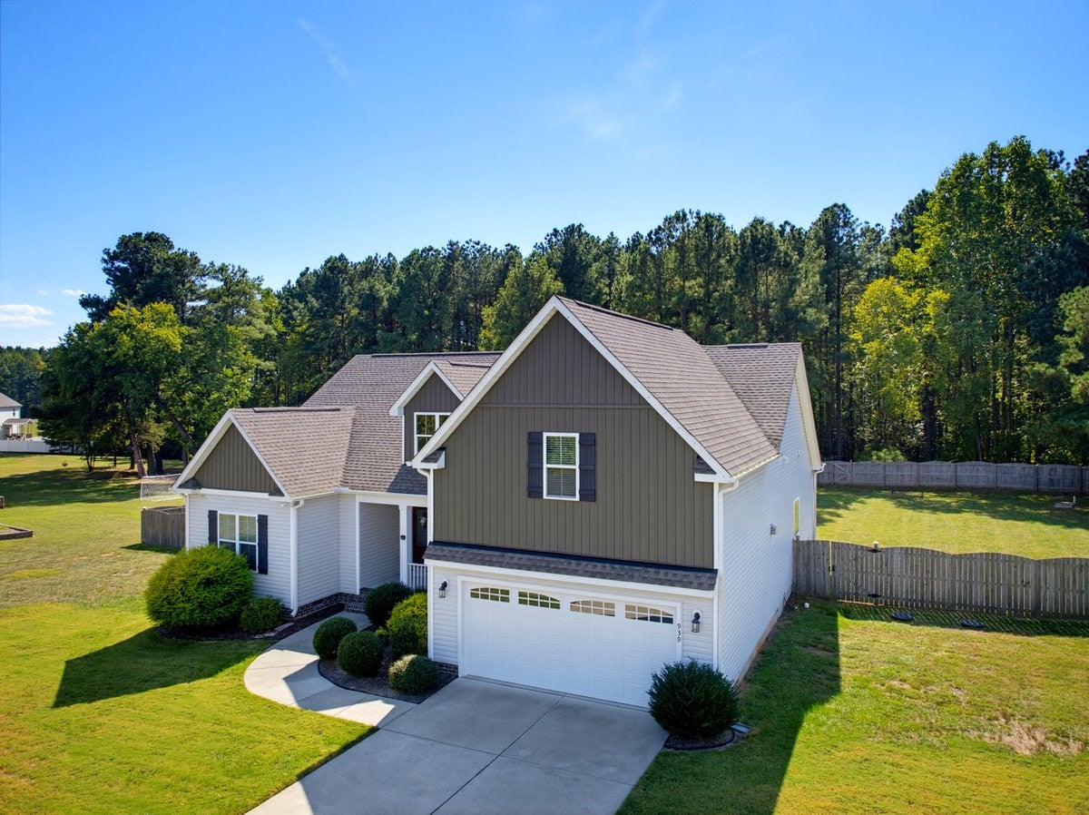 939 Weatherby Lane