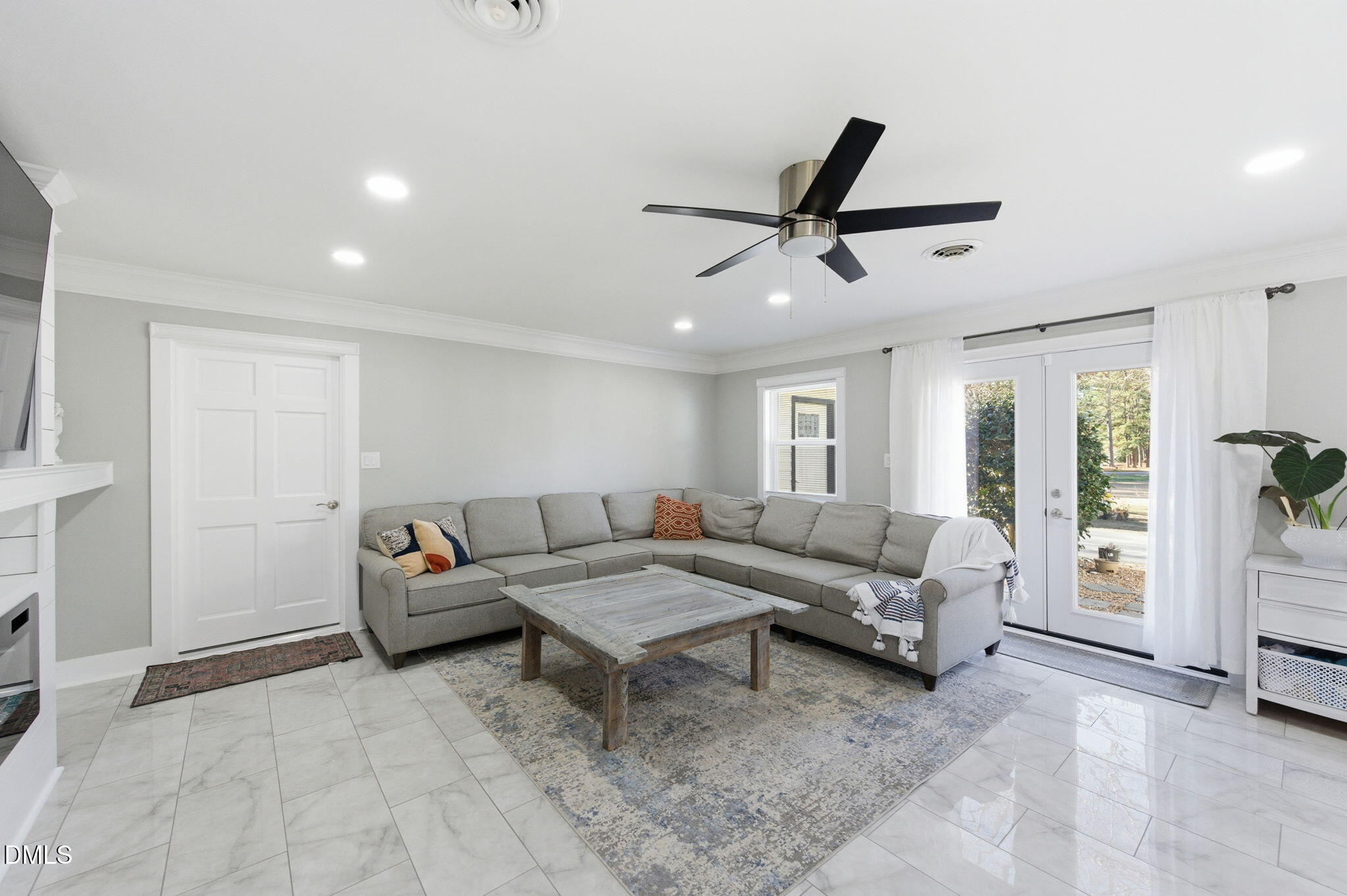 110 Circle Drive