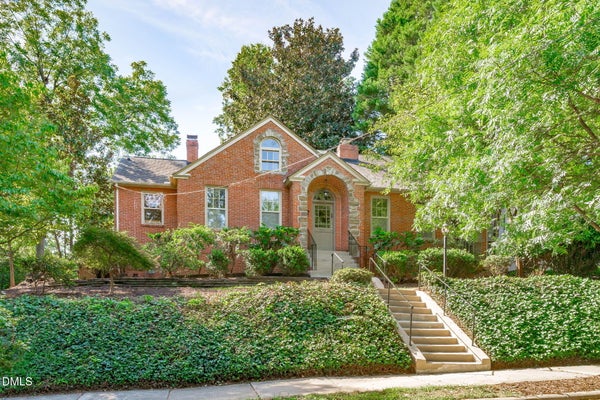 1403 PARK DR, RALEIGH, NC 27605 - Image c3f0483db0c81bae8ffd321c3183a98f/2539450473