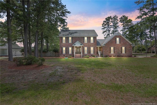 5400 LABRADOR DR, HOPE MILLS, NC 28348 - Image c4192a84c34fdfe3e73a7e3fe658ba49/161183682