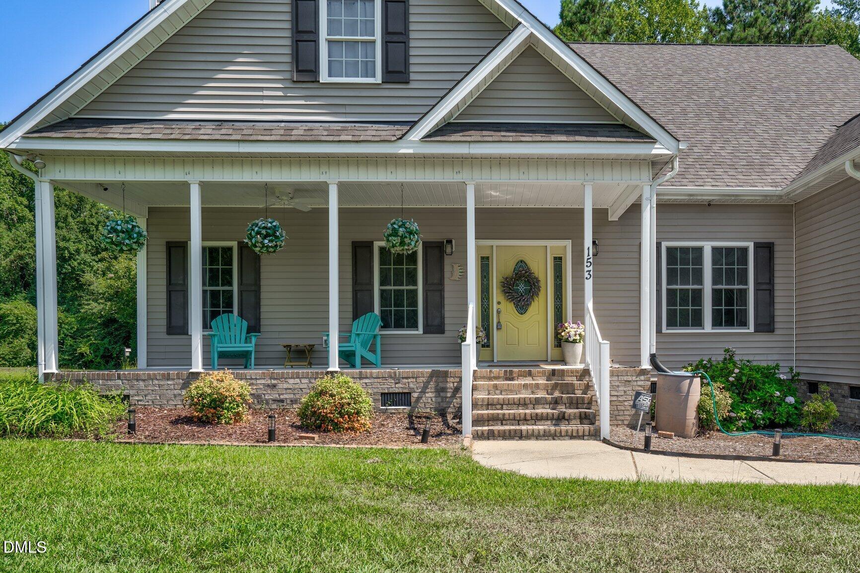 153 Meadowbrook Lane