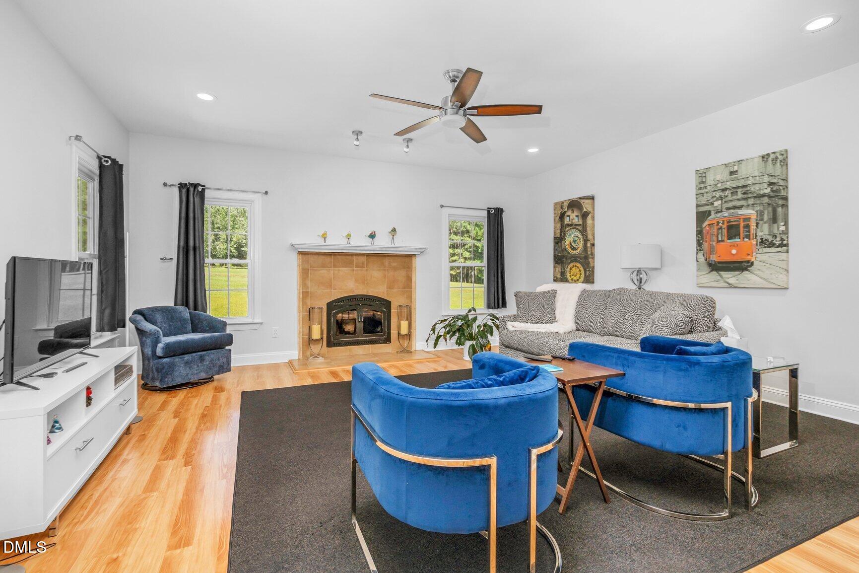 153 Meadowbrook Lane