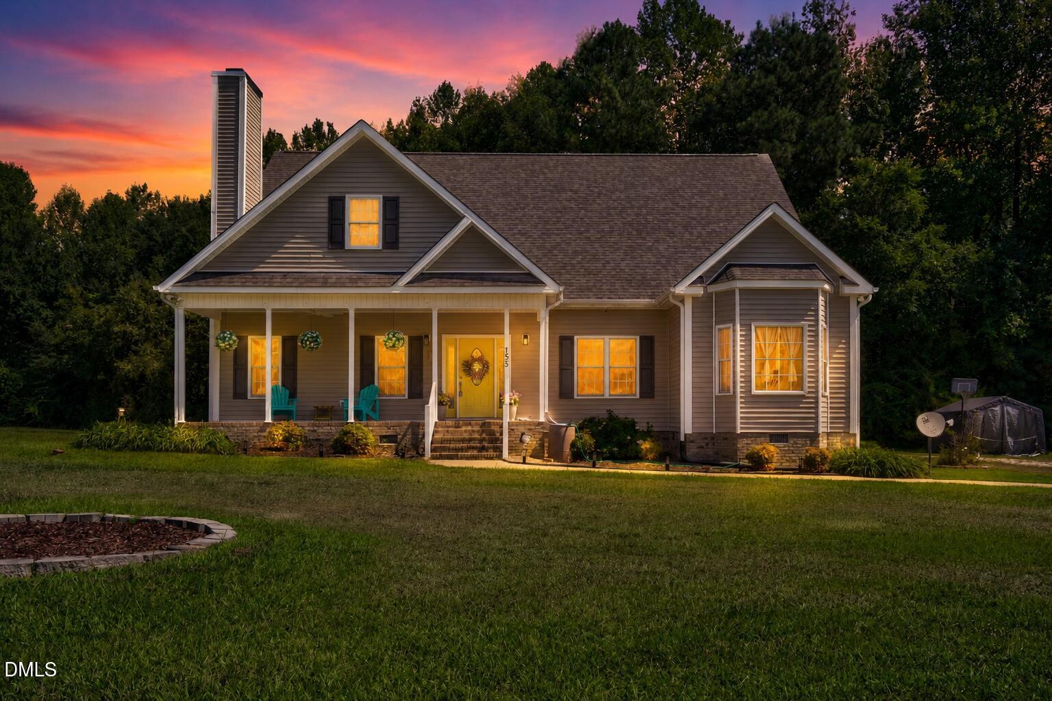 153 Meadowbrook Lane