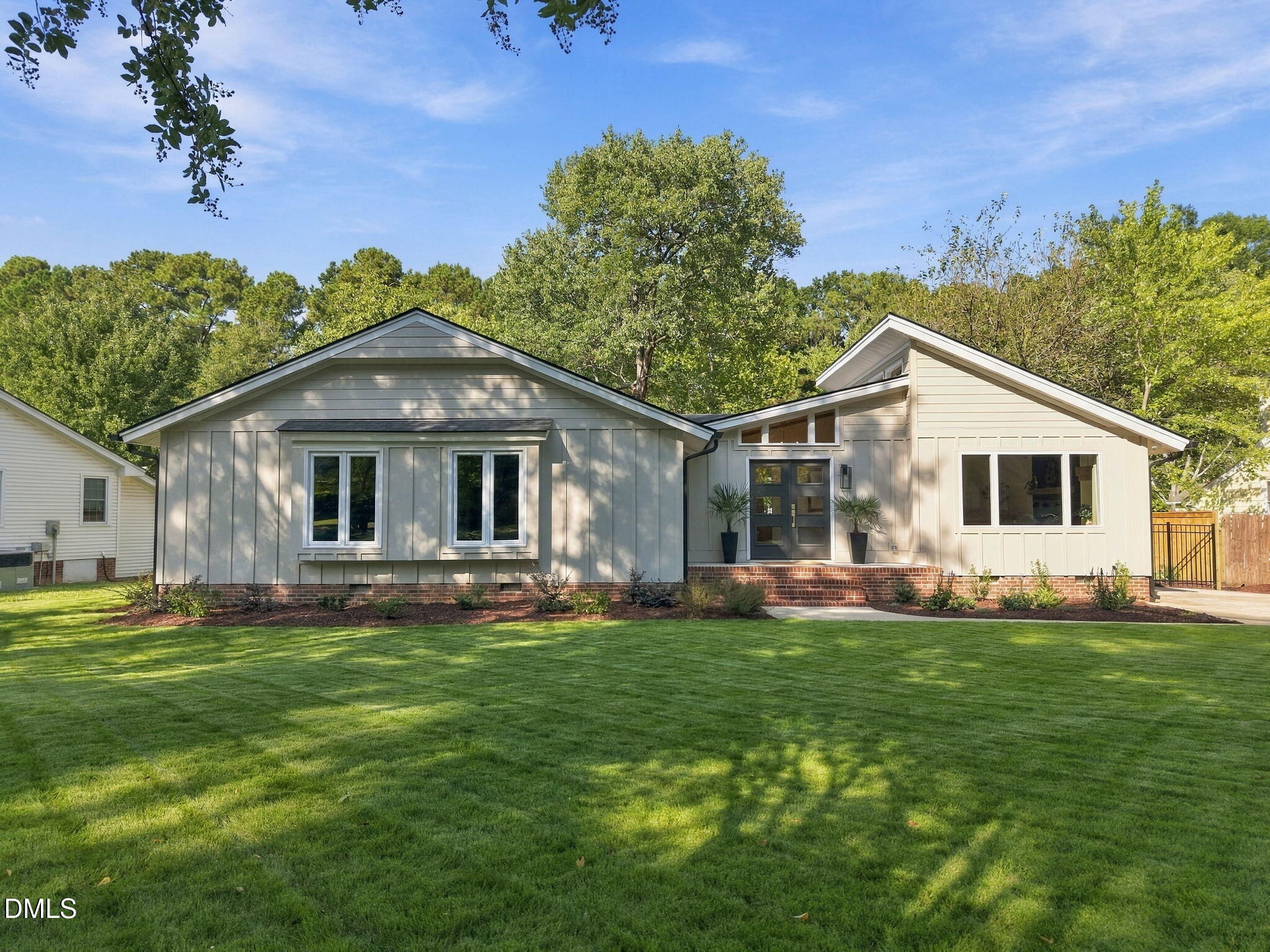 102 Coronado Way