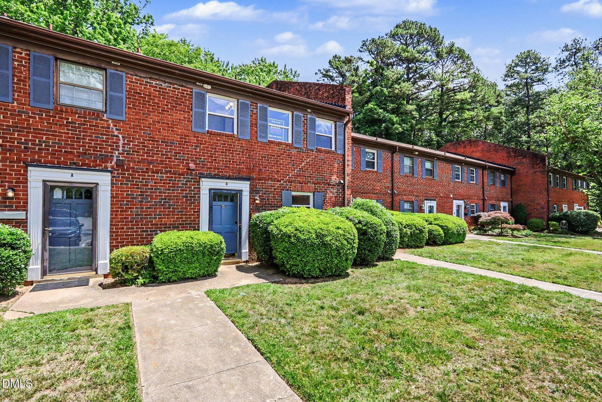 1220 Manassas Court Apt B