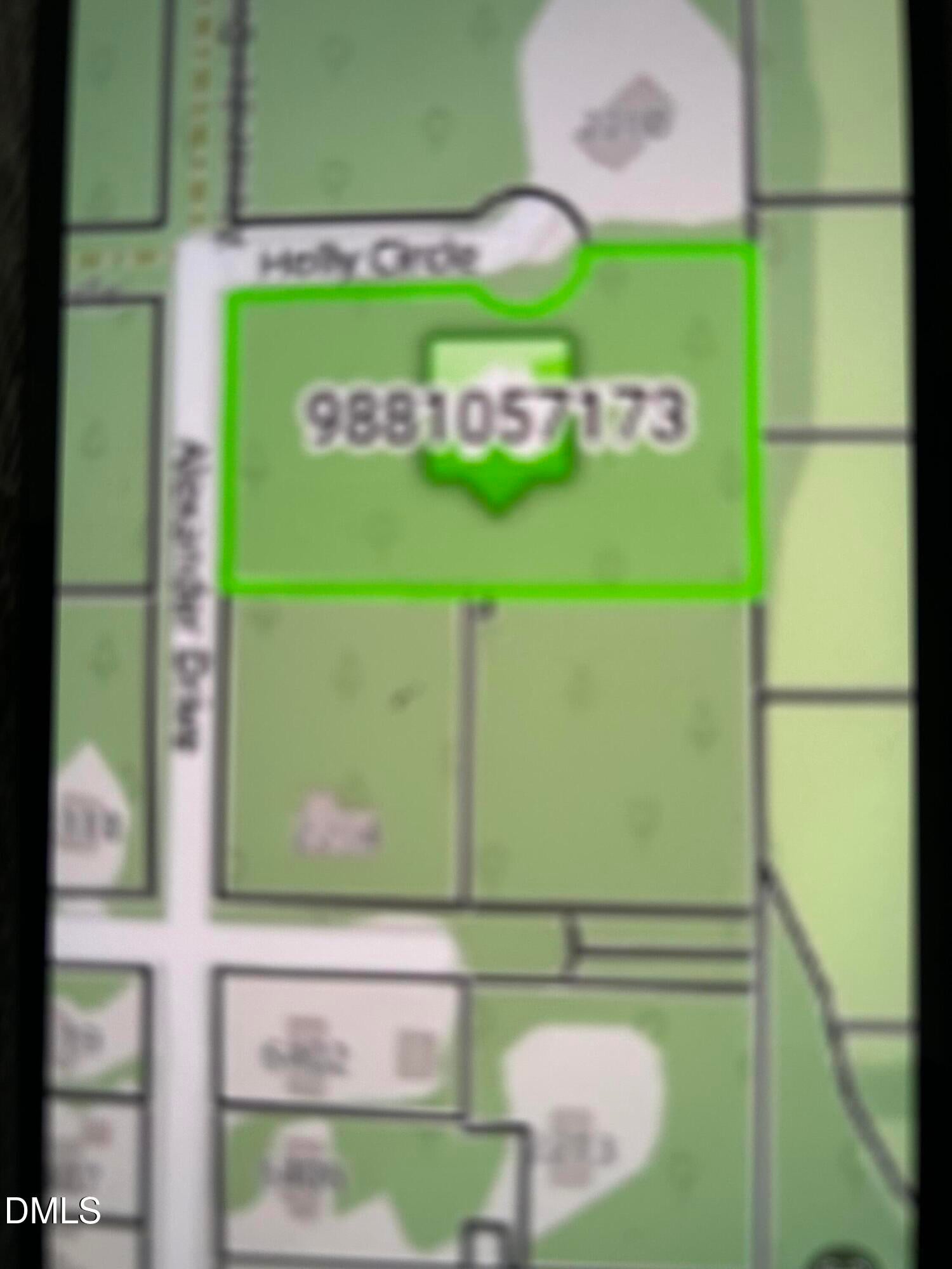 00 Holly Circle