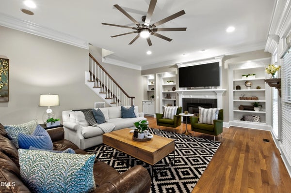 2800 GREEN YARD CT, FUQUAY VARINA, NC 27526 - Image c69ddff25dd6375db54d097f25e8d5e8/2508536535