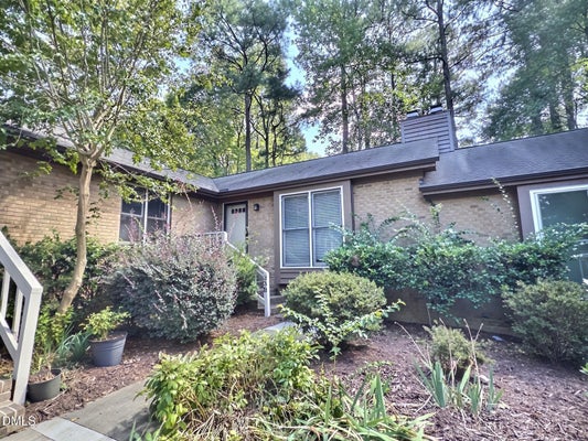 300 W WOODCROFT PKWY APT 33B, DURHAM, NC 27713 - Image c6d2e6f4400841cc4fec28c2b7ae8abb/224953162