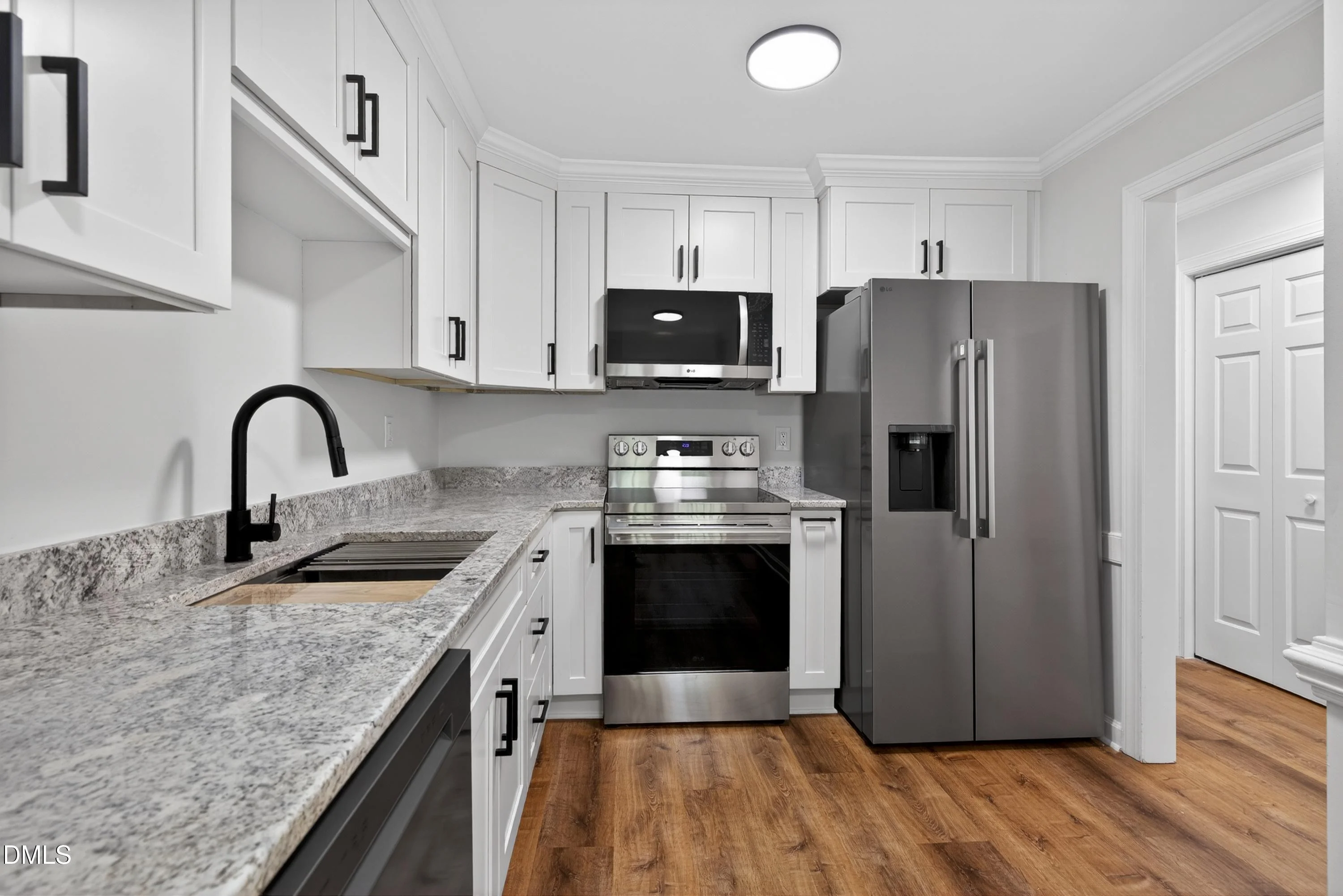 109 Sanair Court