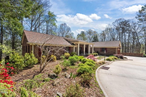 Photo of 2578 Keck Drive, Burlington, NC 27215 (MLS # 10190020)
