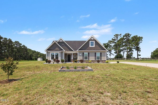 157 SWEET GRASS LN, RAEFORD, NC 28376 - Image c7d4c2f44fa3b212ba2432b6d1bd7eab/2290791482