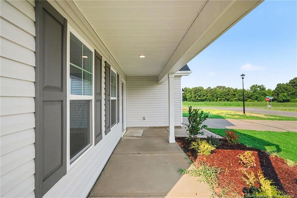 20 Boston River Drive