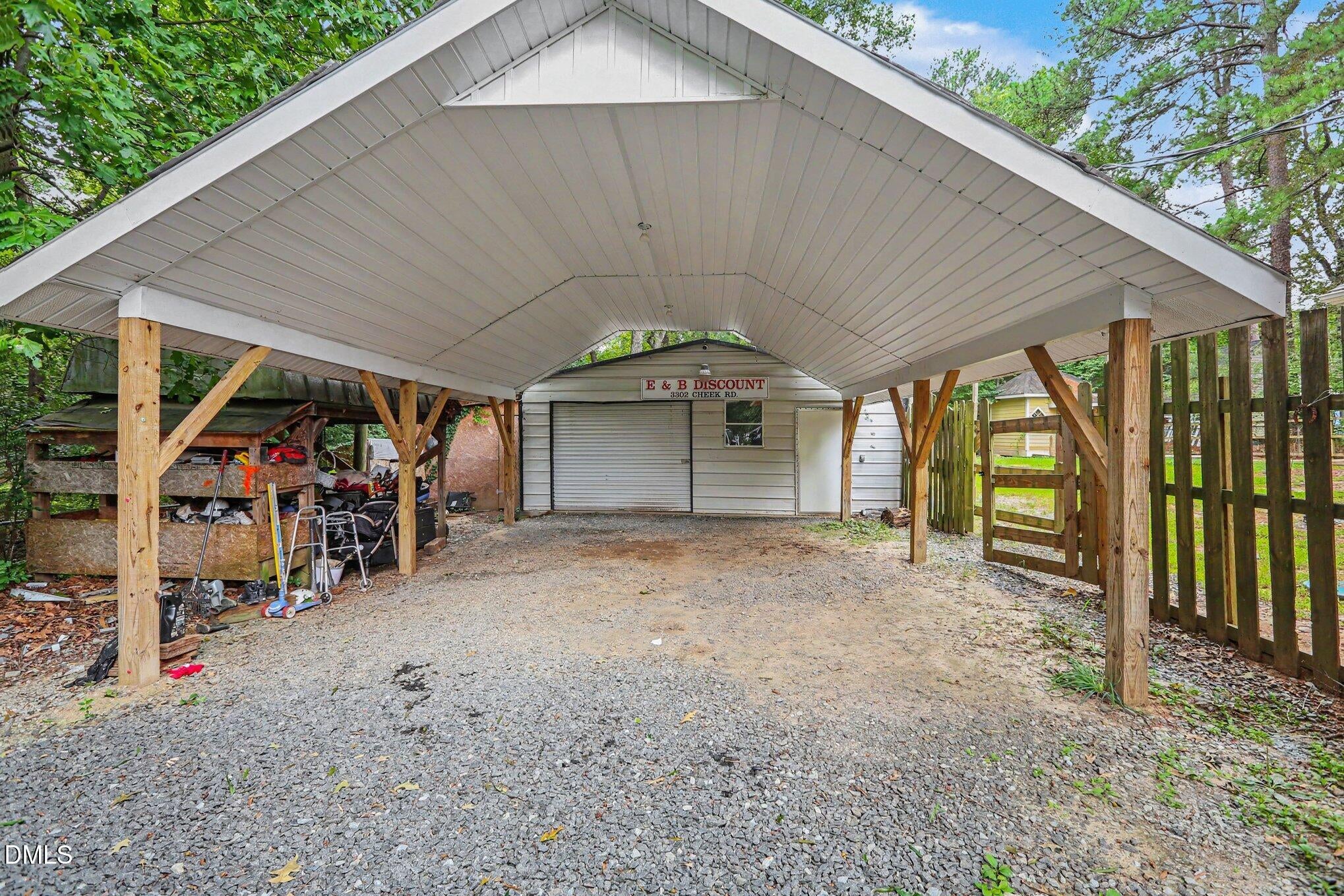 2904 Pervis Road