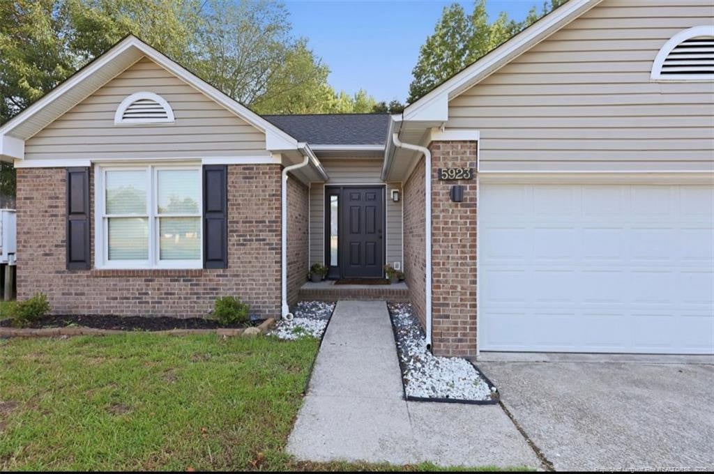 5923 Lively Court